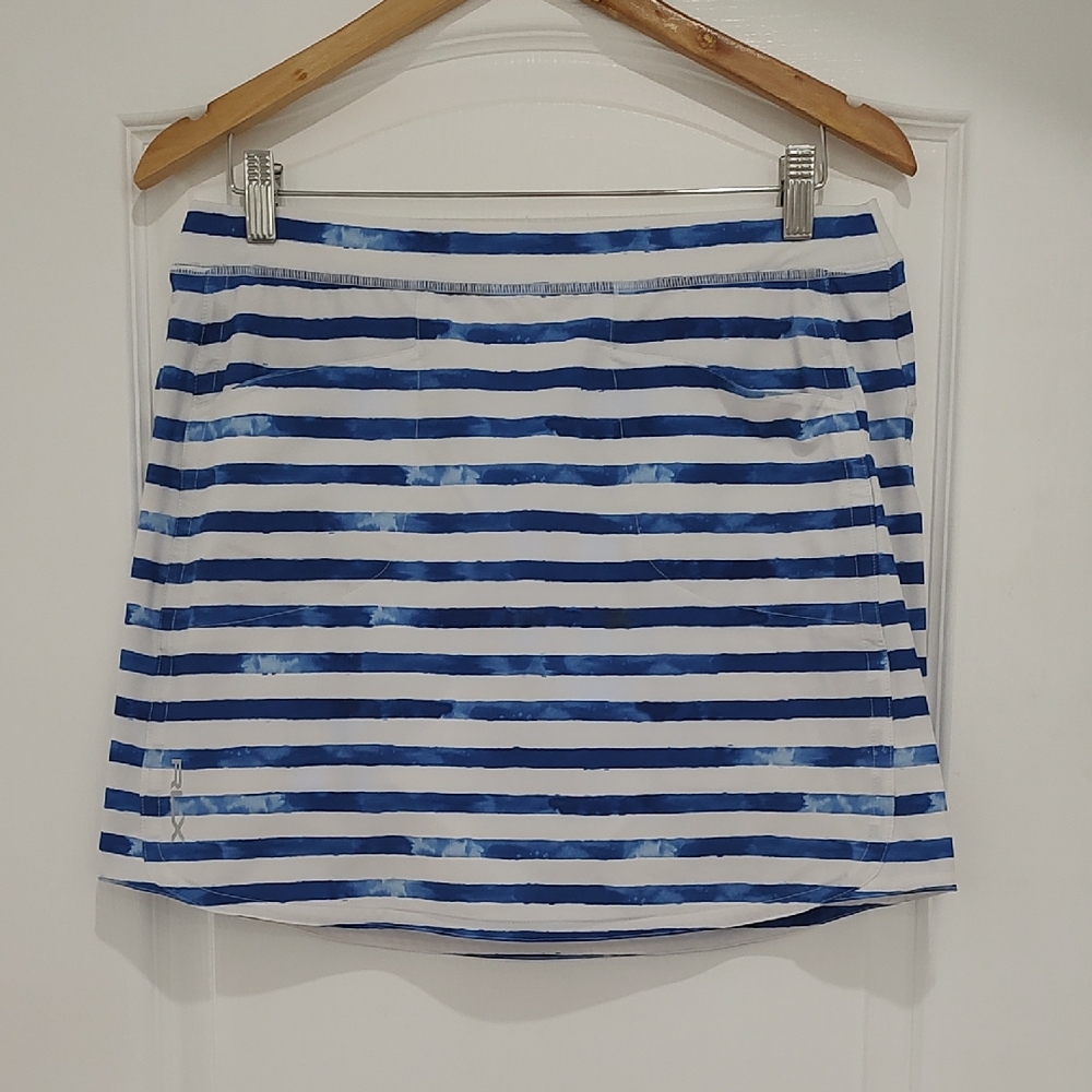 Like New Ralph Lauren RLX Watercolor Stripe Blue and White Skort M Pockets